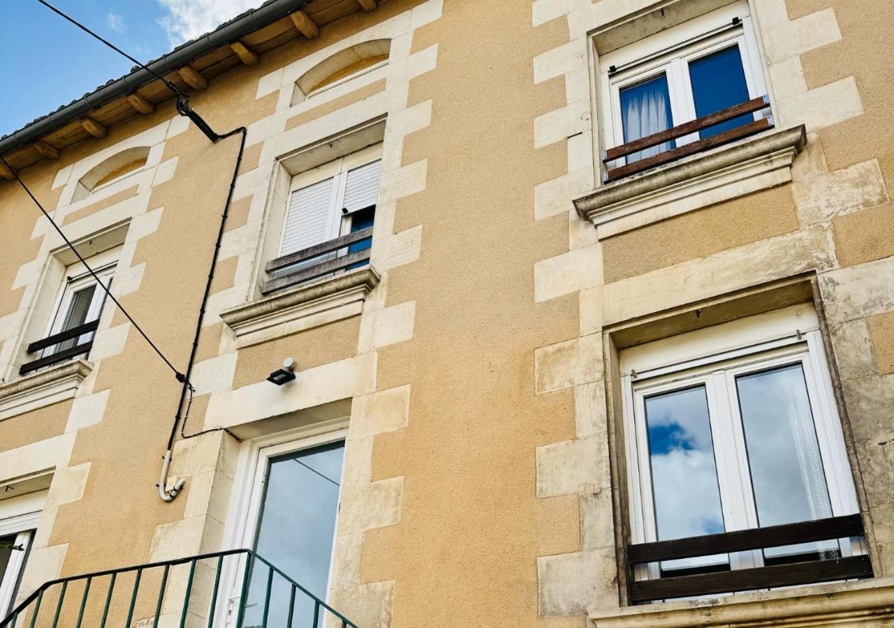 Maison De Ville Avec Jardin Migne-Auxances Bagian luar foto